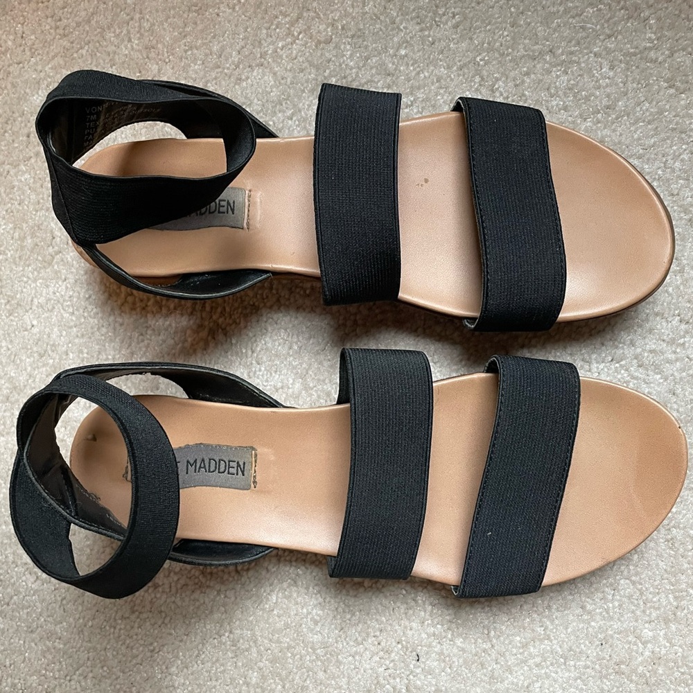 Size 7 Steven Madden Bandage Sandals